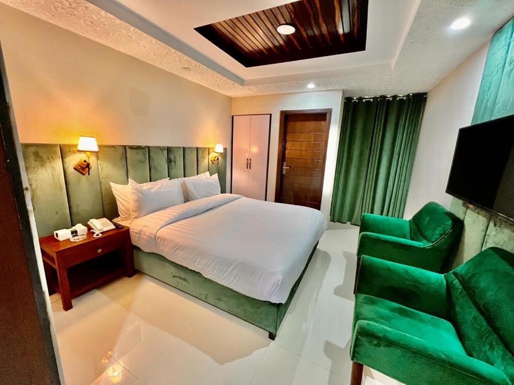 Shelton Suites Bhurban Bagian luar foto