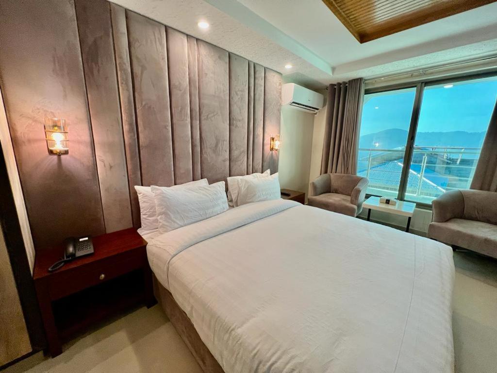Shelton Suites Bhurban Bagian luar foto
